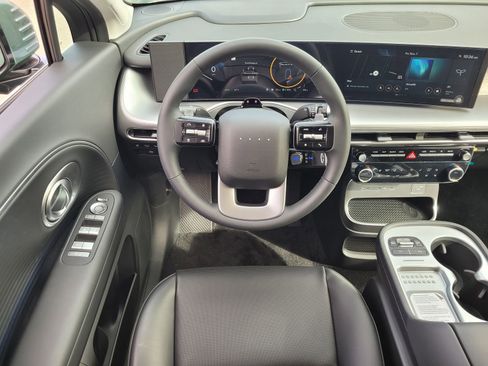 New 2026 Hyundai Ioniq 9 SEL image 8