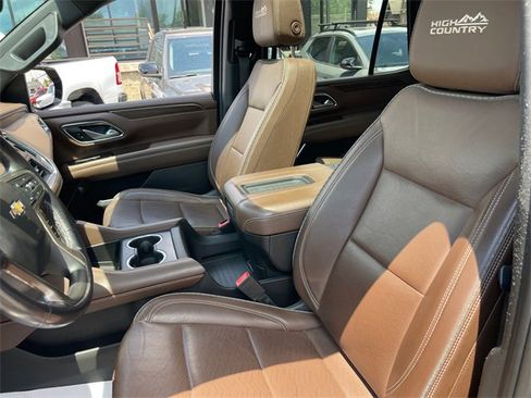 Used 2022 Chevrolet Tahoe High Country image 4