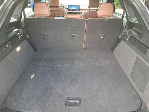 Used 2022 Lincoln Nautilus Reserve image 7