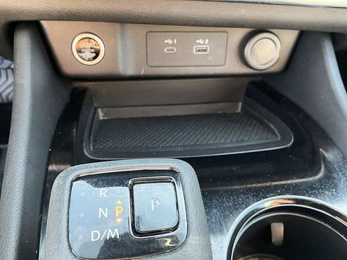 Certified 2021 Nissan Rogue SV AWD/4WD image 19