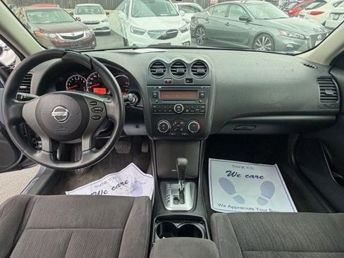 Used 2011 Nissan Altima 2.5 S FWD image 13
