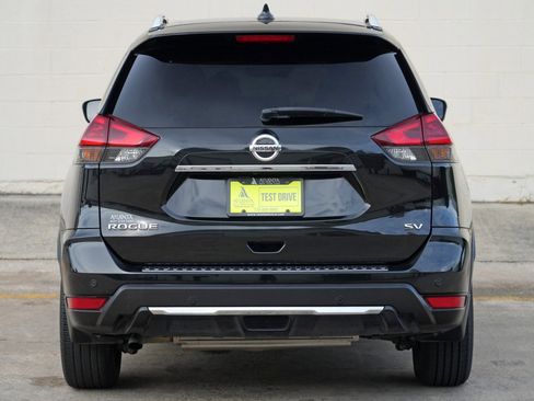 Used 2019 Nissan Rogue SV w/ Premium Package FWD image 49