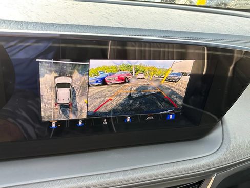 Certified 2026 Buick Encore GX Avenir w/ Avenir Technology Package AWD/4WD image 16
