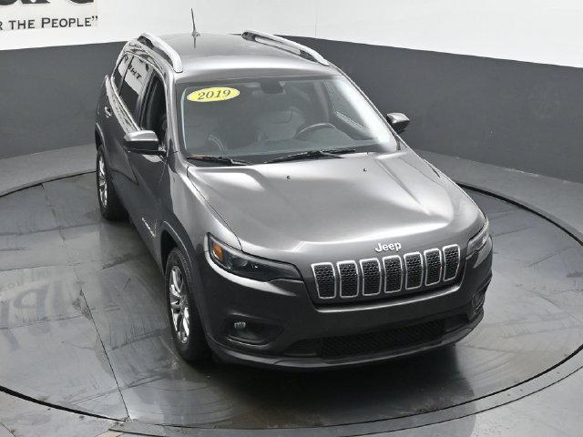 Used 2019 Jeep Cherokee Latitude Plus FWD image 52