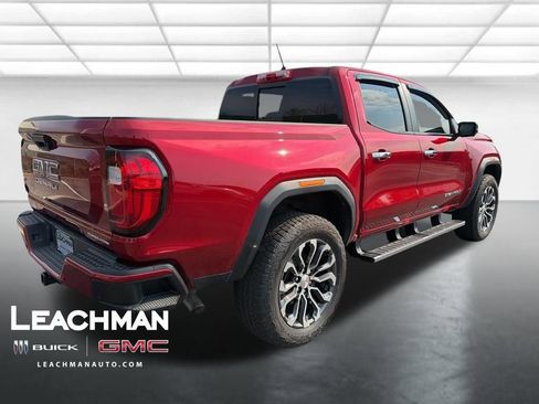 Certified 2025 GMC Canyon Denali image 3