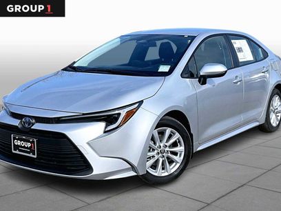 Used 2024 Toyota Corolla LE w/ LE Convenience Package