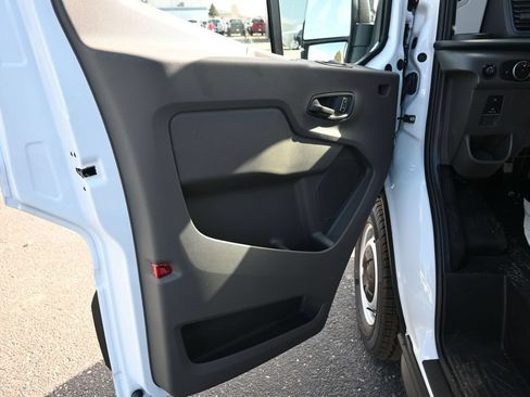 New 2026 Ford Transit 250 148 Medium Roof w/ Load Area Protection Package RWD image 17