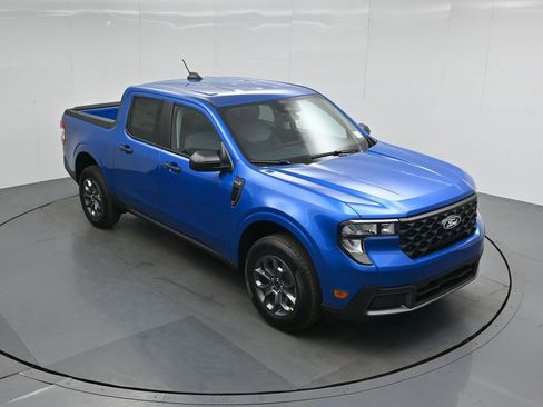 New 2026 Ford Maverick XLT FWD image 32