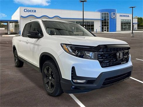 New 2026 Honda Ridgeline Black Edition image 8
