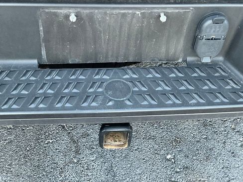 Used 2023 Nissan Titan Platinum Reserve w/ Moonroof Package image 4