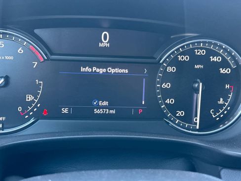 Used 2022 Cadillac XT4 Premium Luxury w/ Safety Alert Package FWD image 27