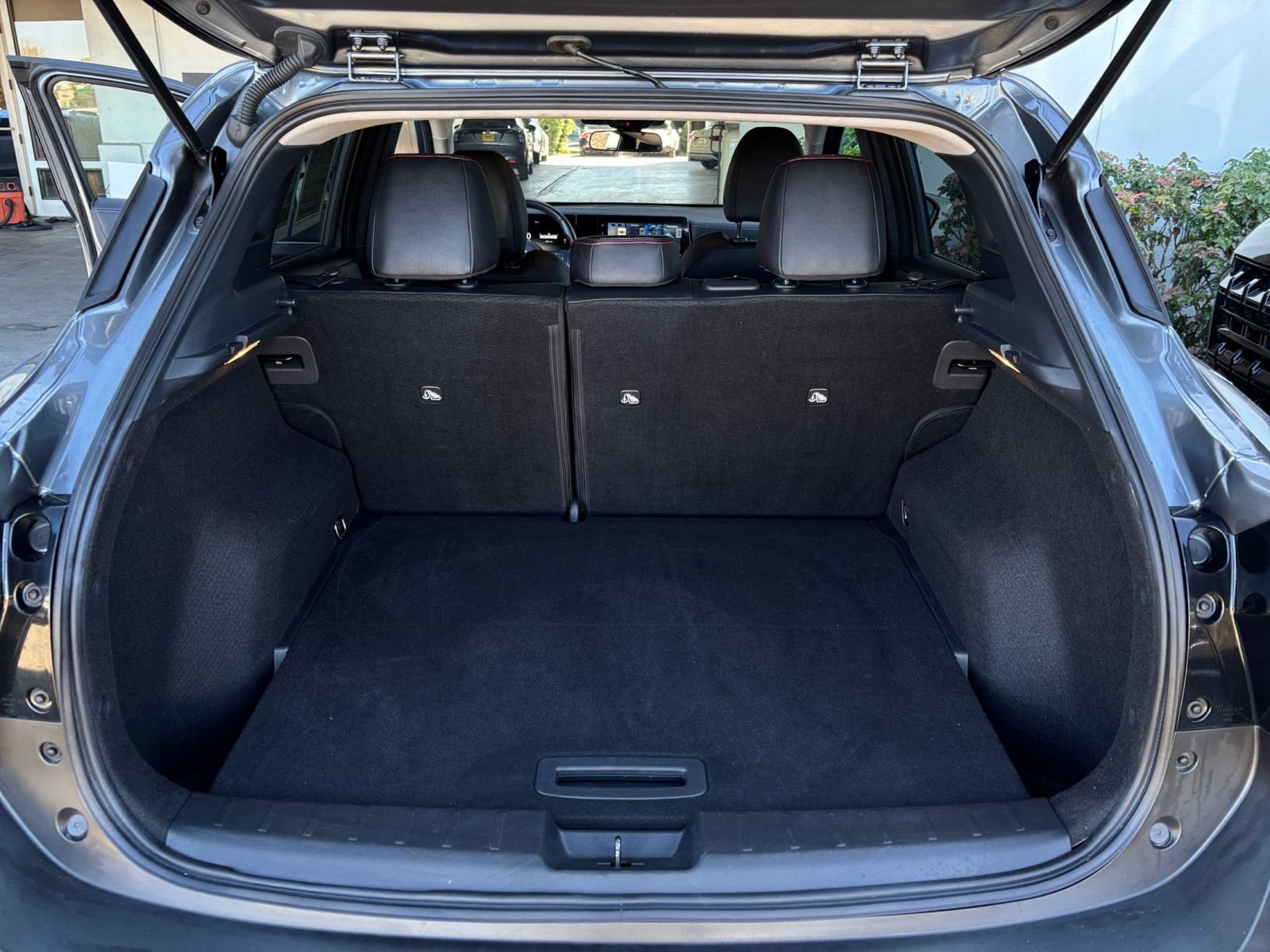 Used 2026 Nissan Kicks SR FWD image 30