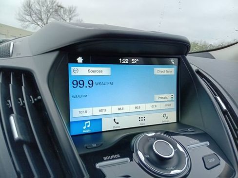 Used 2017 Ford Escape Titanium FWD image 6