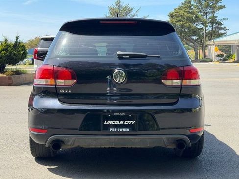 Used 2012 Volkswagen GTI 4-Door FWD image 8