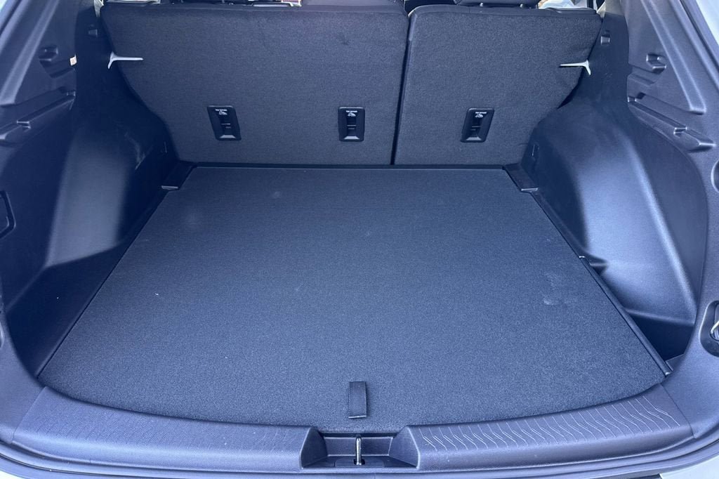 New 2026 Chevrolet Equinox EV LT FWD image 15