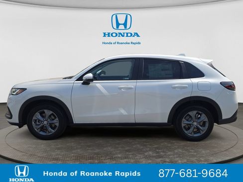 New 2027 Honda HR-V LX image 2