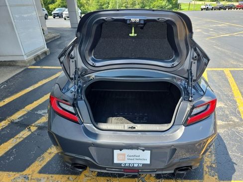Used 2024 Toyota GR86 Premium RWD image 5