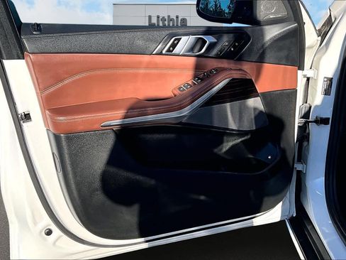 Used 2021 BMW X5 xDrive45e w/ Executive Package image 28