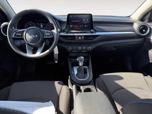 Used 2024 Kia Forte LXS FWD image 15