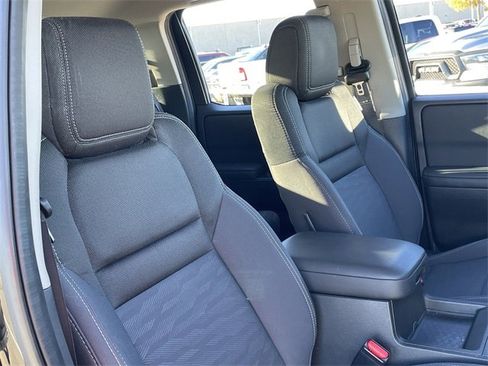 Used 2024 Nissan Frontier SV image 24
