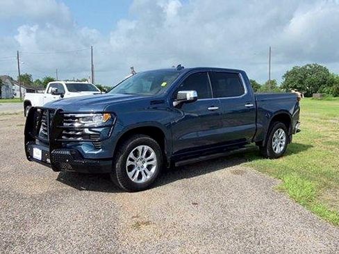 Certified 2024 Chevrolet Silverado 1500 LTZ w/ LTZ Convenience Package II AWD/4WD image 4