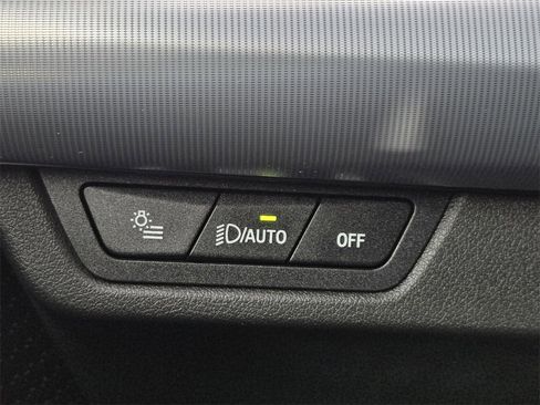 Certified 2025 BMW X1 xDrive28i w/ Technology Package image 25