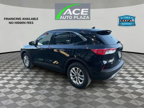 Used 2020 Ford Escape SE image 7