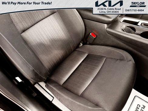 Used 2025 Nissan Altima 2.5 SV FWD image 11