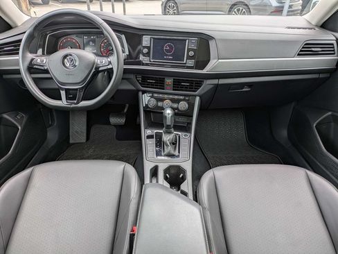Used 2020 Volkswagen Jetta SE w/ SE Cold Weather Package FWD image 17