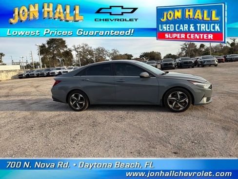 Used 2023 Hyundai Elantra Limited image 15