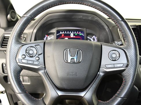 Certified 2023 Honda Passport TrailSport image 19