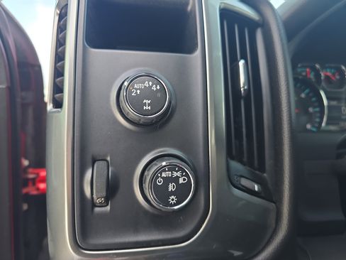 Used 2017 Chevrolet Silverado 1500 LT w/ All Star Edition image 17