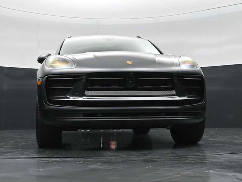 New 2026 Porsche Macan AWD/4WD image 44