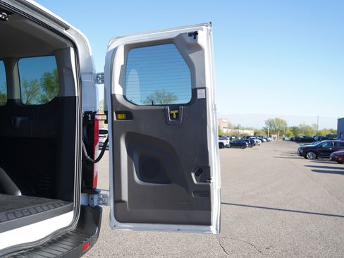 Used 2024 Ford Transit 350 XLT RWD image 21