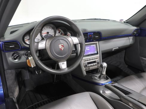 Used 2007 Porsche 911 Carrera S RWD image 4