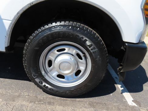 Used 2019 Ford F250 XL w/ Power Equipment Group RWD image 14