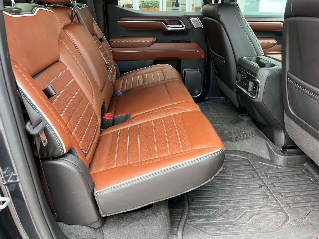 Certified 2024 GMC Sierra 1500 Denali Ultimate AWD/4WD image 19