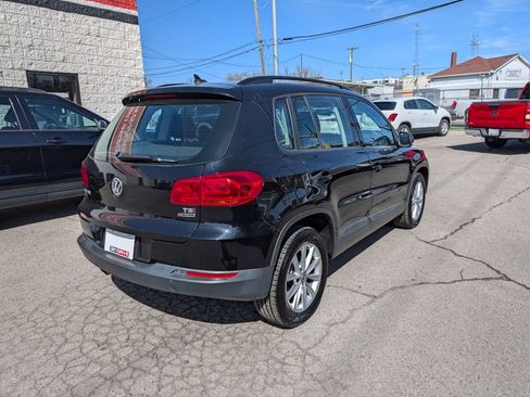 Used 2017 Volkswagen Tiguan Limited w/ Premium Package image 6