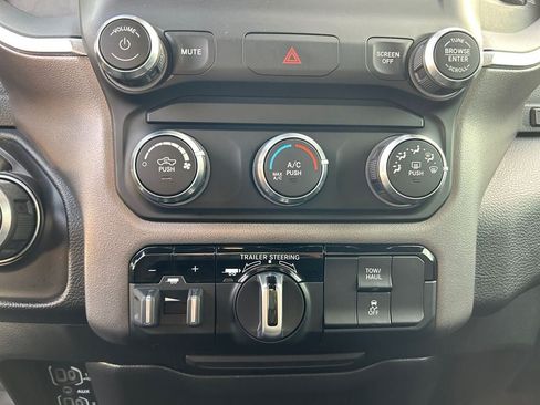 Used 2021 RAM 1500 Big Horn w/ Trailer Tow Group AWD/4WD image 35