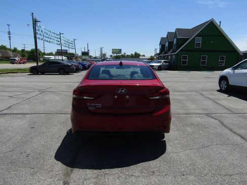 Used 2017 Hyundai Elantra SE FWD image 6