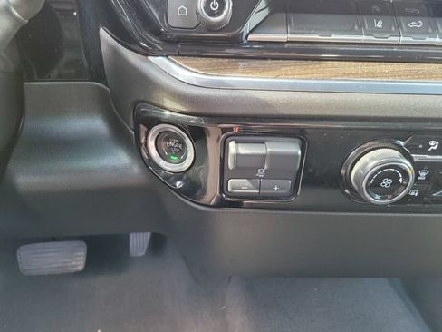 Used 2024 Chevrolet Silverado 2500 LT AWD/4WD image 24