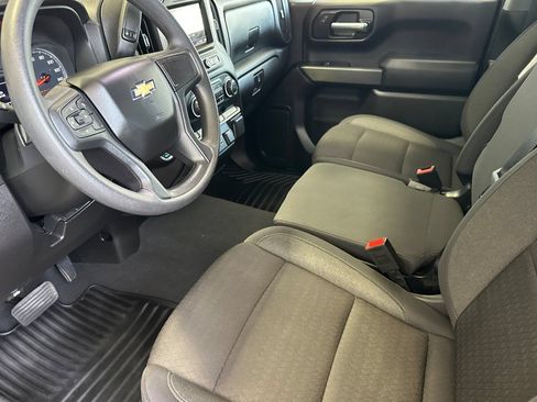 Used 2025 Chevrolet Silverado 1500 Custom w/ Turbomax Blackout Package AWD/4WD image 10