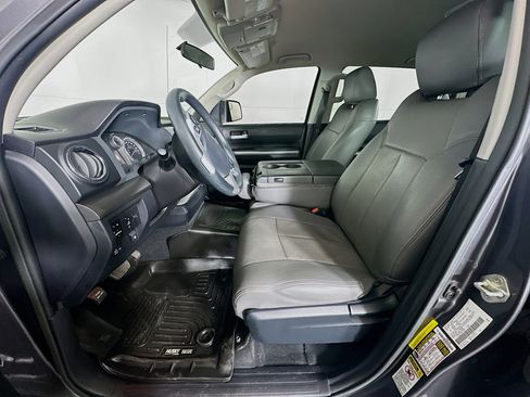 Used 2017 Toyota Tundra SR5 image 13
