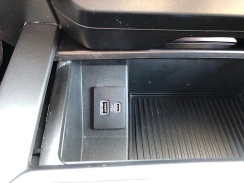 Used 2020 Ford F350 XLT w/ XLT Premium Package image 22