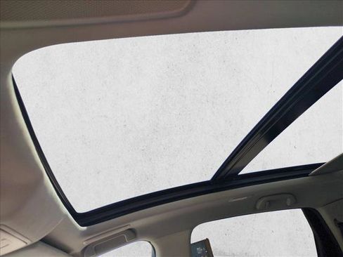 Used 2021 Acura RDX AWD w/ Technology Package image 16