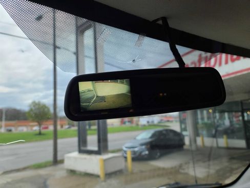 Used 2018 GMC Savana 2500 Extended w/ Driver Convenience Package image 27