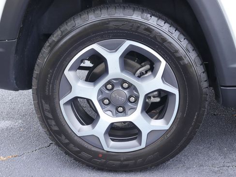 Used 2022 Jeep Compass Trailhawk image 42