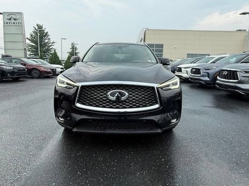 Used 2019 INFINITI QX50 Essential w/ Premium Heat Package AWD/4WD image 3