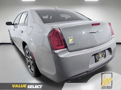 Used 2017 Chrysler 300 S AWD/4WD image 12