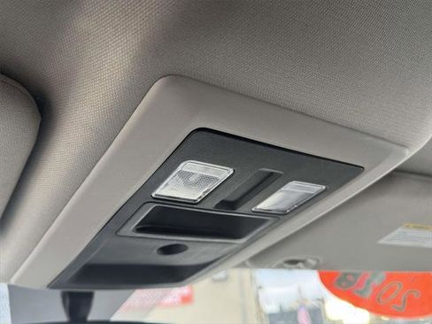 Used 2024 RAM 1500 Classic SLT image 22